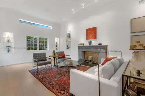 1729 Lenox Avenue Miami Beach FL 33139