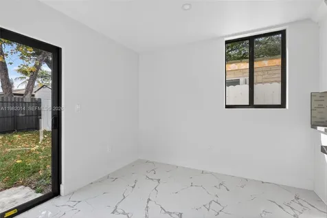 4311 NW 32nd Avenue Miami FL 33142