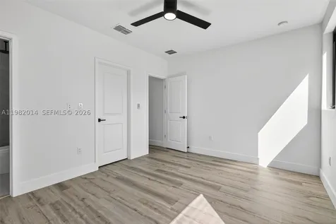 4311 NW 32nd Avenue Miami FL 33142