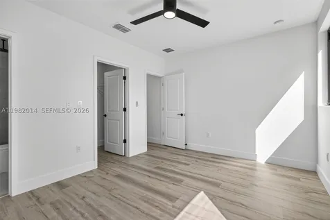 4311 NW 32nd Avenue Miami FL 33142