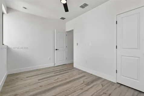 4311 NW 32nd Avenue Miami FL 33142