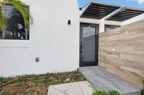 4311 NW 32nd Avenue Miami FL 33142