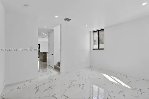 4311 NW 32nd Avenue Miami FL 33142