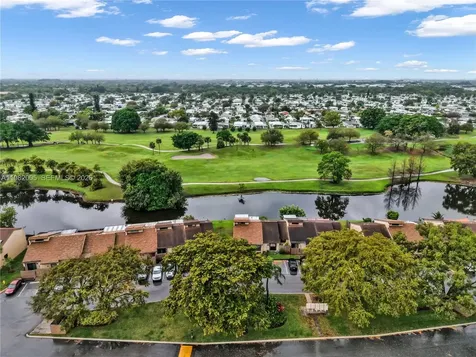 2056 SW 81st Way Davie FL 33324