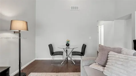 2056 SW 81st Way Davie FL 33324