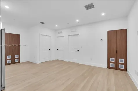 1037 NW 2nd Street Miami FL 33128