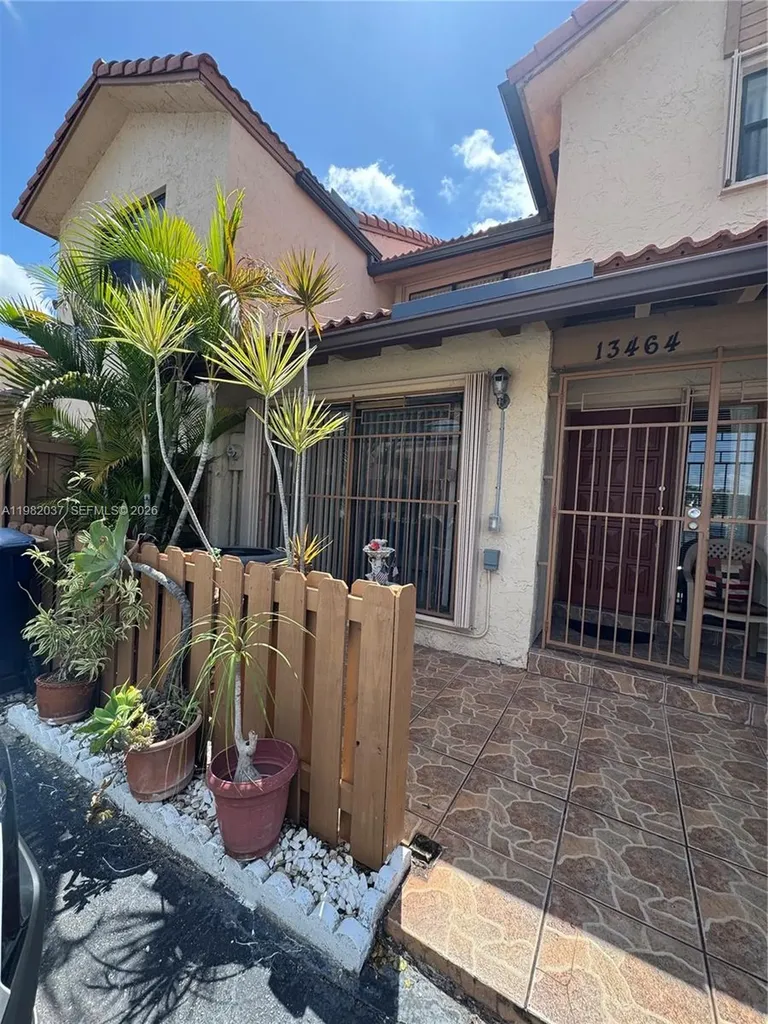13464 SW 11th Terrace Miami FL 33184