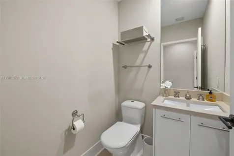 6799 Collins Avenue Miami Beach FL 33141