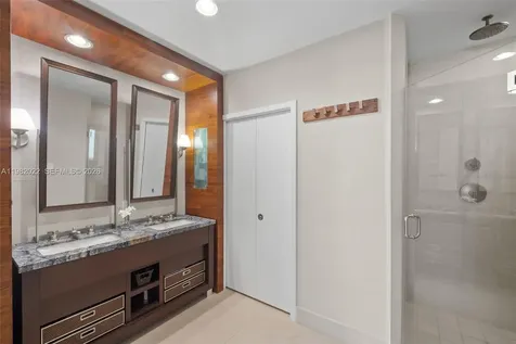 6799 Collins Avenue Miami Beach FL 33141