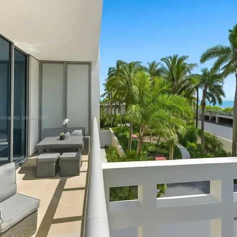 6799 Collins Avenue Miami Beach FL 33141