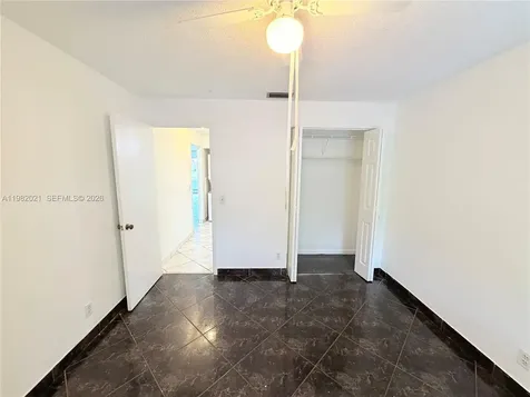 206 Lake Pointe Drive Oakland Park FL 33309