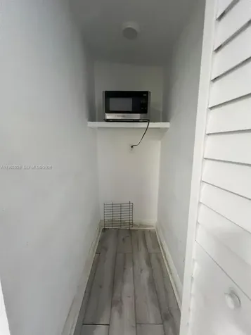 1053 NE 149th Street Miami FL 33161