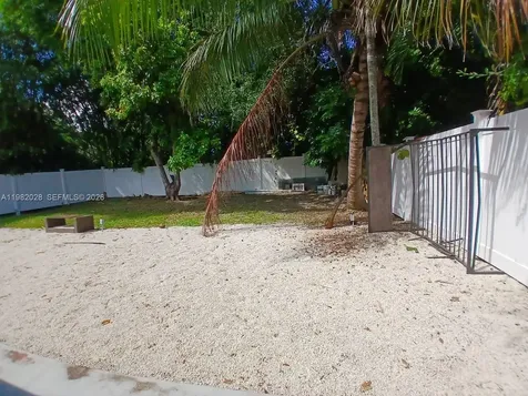 1053 NE 149th Street Miami FL 33161