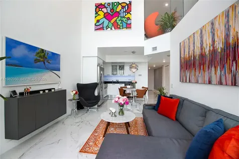 41 SE 5th Street Miami FL 33131