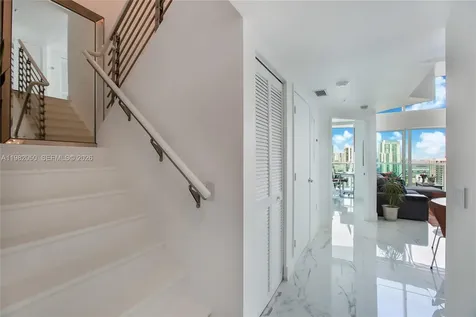 41 SE 5th Street Miami FL 33131