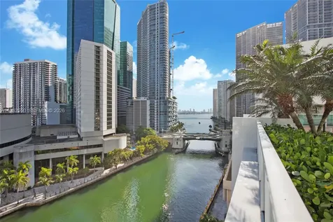 41 SE 5th Street Miami FL 33131