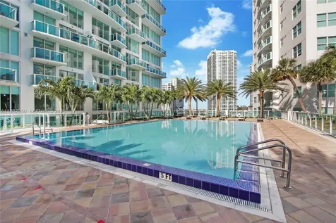 41 SE 5th Street Miami FL 33131