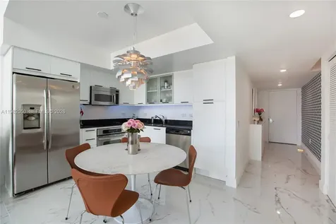 41 SE 5th Street Miami FL 33131
