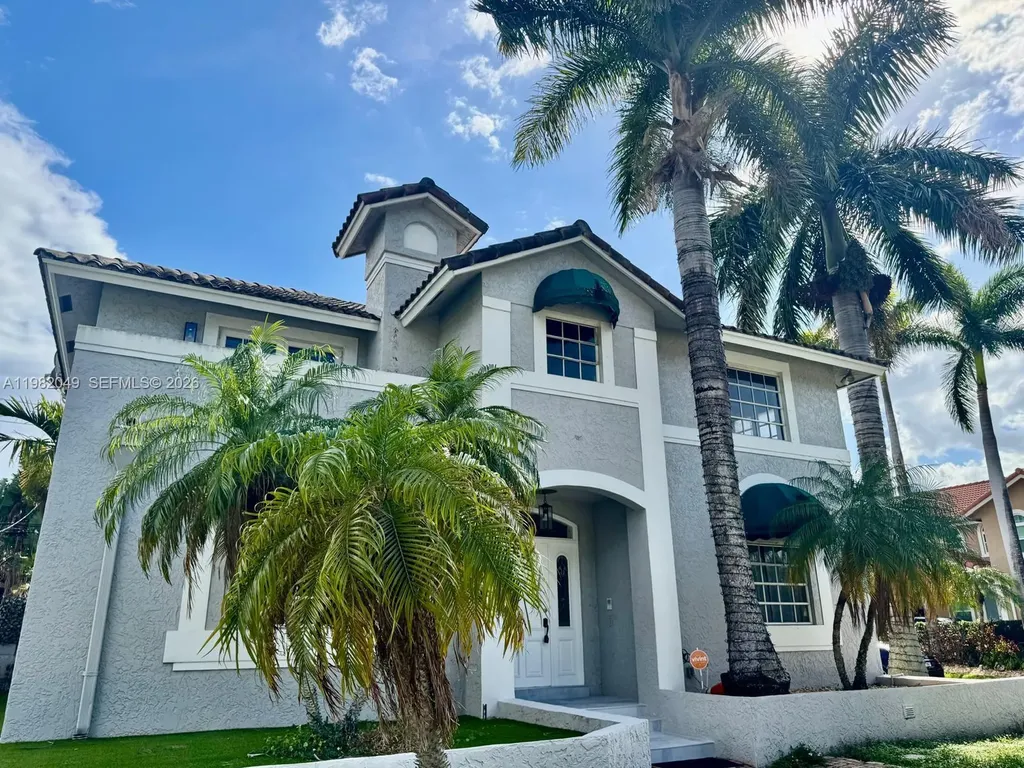 851 N 11th Avenue Hollywood FL 33019