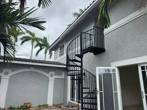 851 N 11th Avenue Hollywood FL 33019