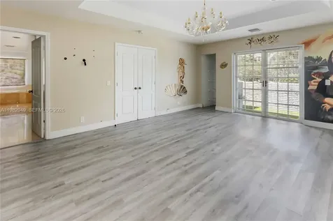 851 N 11th Avenue Hollywood FL 33019