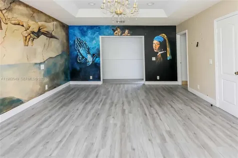 851 N 11th Avenue Hollywood FL 33019