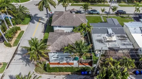 851 N 11th Avenue Hollywood FL 33019