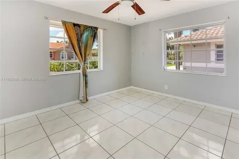 851 N 11th Avenue Hollywood FL 33019