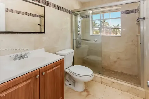 851 N 11th Avenue Hollywood FL 33019