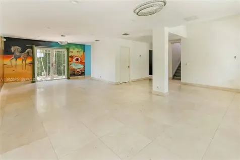 851 N 11th Avenue Hollywood FL 33019