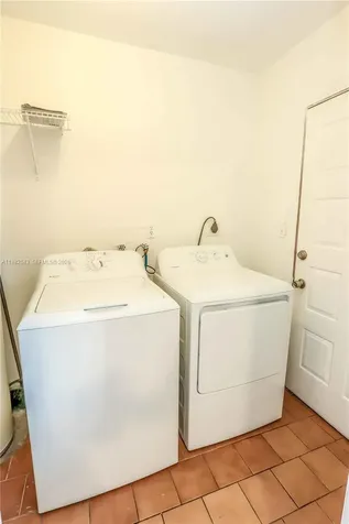 6747 NW 5th Court Miami FL 33150