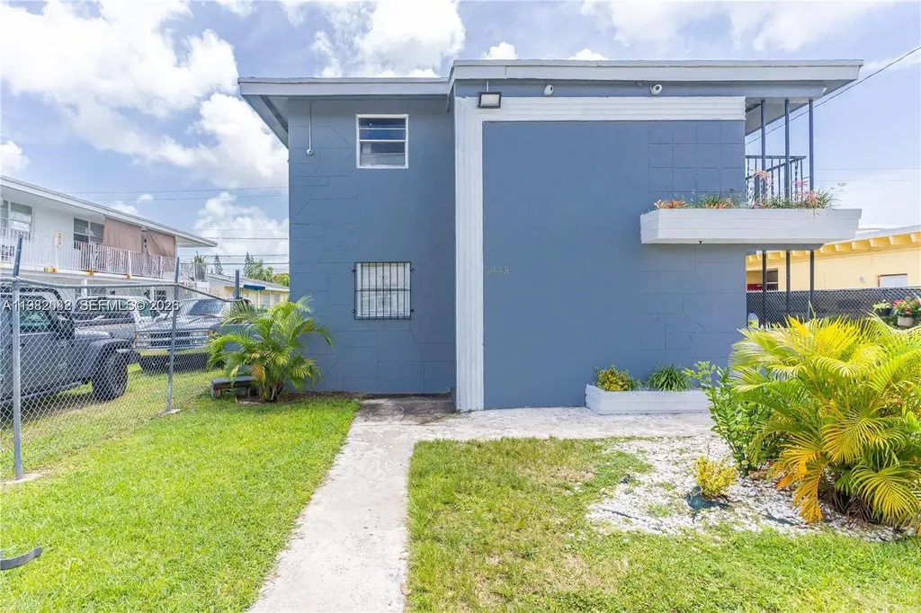 1445 NW 2nd Avenue Florida City FL 33034