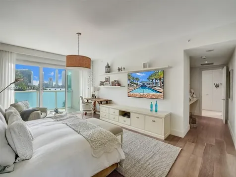 3201 NE 183rd Street Aventura FL 33160