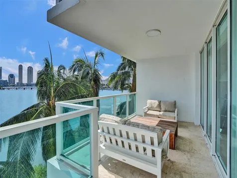3201 NE 183rd Street Aventura FL 33160