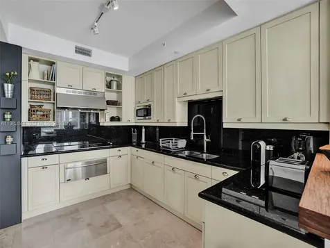 3201 NE 183rd Street Aventura FL 33160