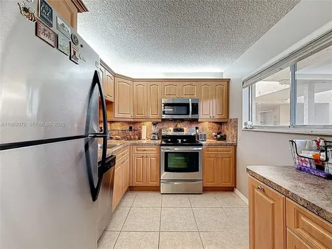17000 NW 67th Avenue Hialeah FL 33015