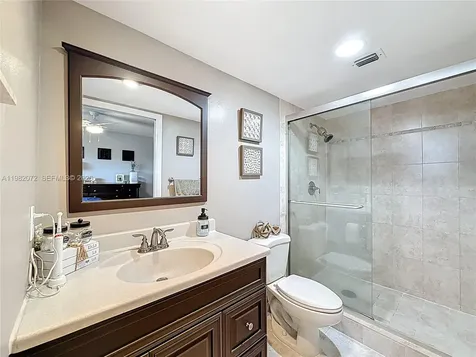 17000 NW 67th Avenue Hialeah FL 33015
