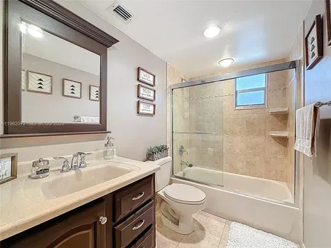 17000 NW 67th Avenue Hialeah FL 33015
