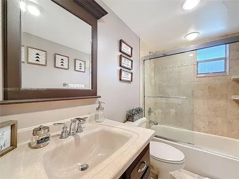 17000 NW 67th Avenue Hialeah FL 33015