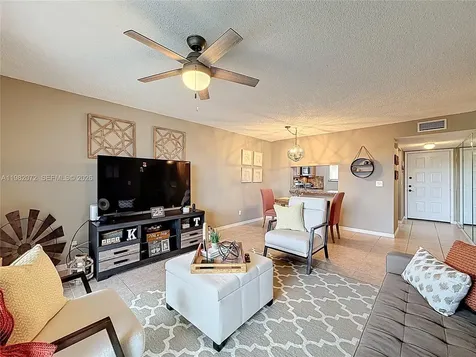 17000 NW 67th Avenue Hialeah FL 33015