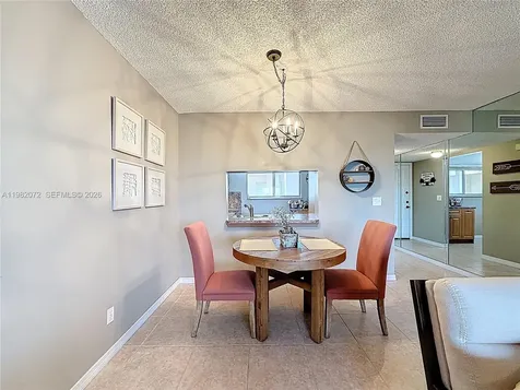 17000 NW 67th Avenue Hialeah FL 33015