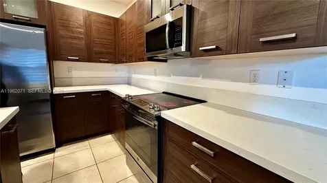 9155 NW 161st Street Miami Lakes FL 33018