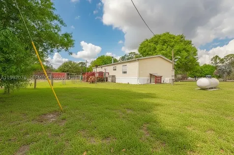 1700 Tampa Avenue Clewiston FL 33440
