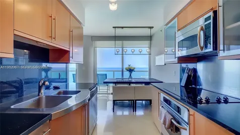 6365 Collins Avenue Miami Beach FL 33141