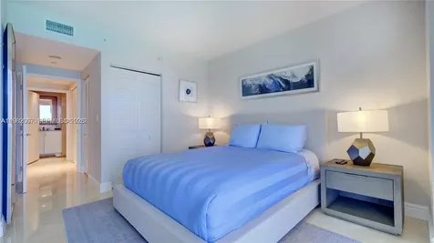 6365 Collins Avenue Miami Beach FL 33141