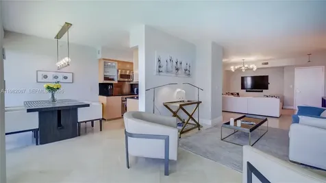 6365 Collins Avenue Miami Beach FL 33141