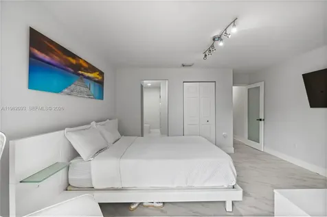 800 NW 133rd Avenue Miami FL 33182