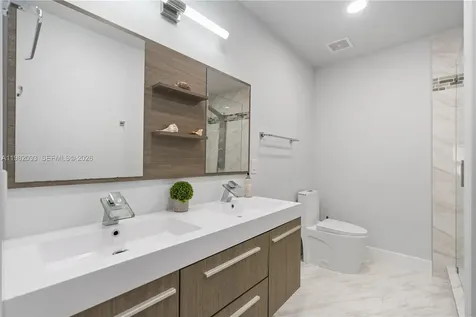 800 NW 133rd Avenue Miami FL 33182