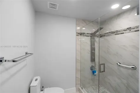 800 NW 133rd Avenue Miami FL 33182