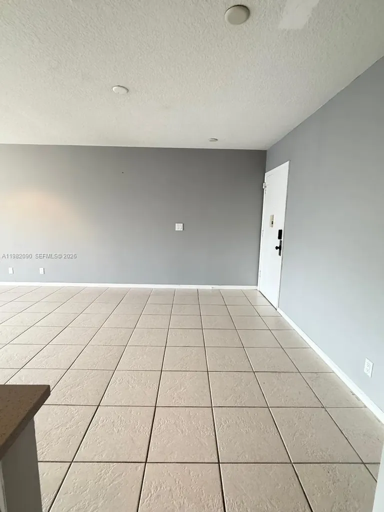2261 NE 67th Street Fort Lauderdale FL 33308